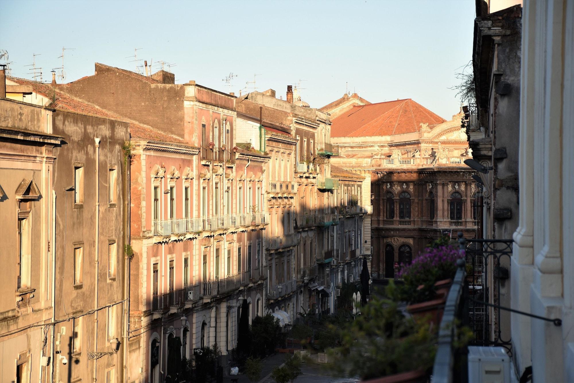 קטאניה B&B Al Teatro Massimo מראה חיצוני תמונה