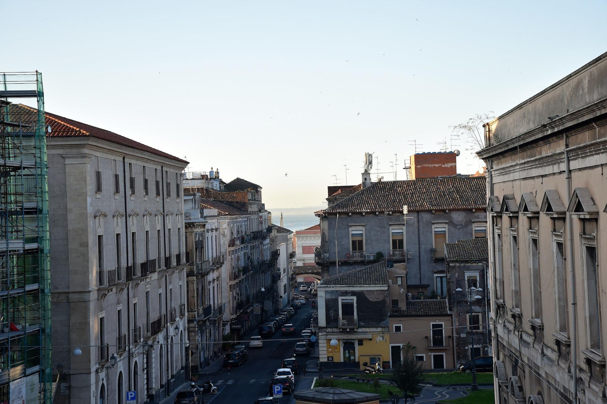 קטאניה B&B Al Teatro Massimo מראה חיצוני תמונה