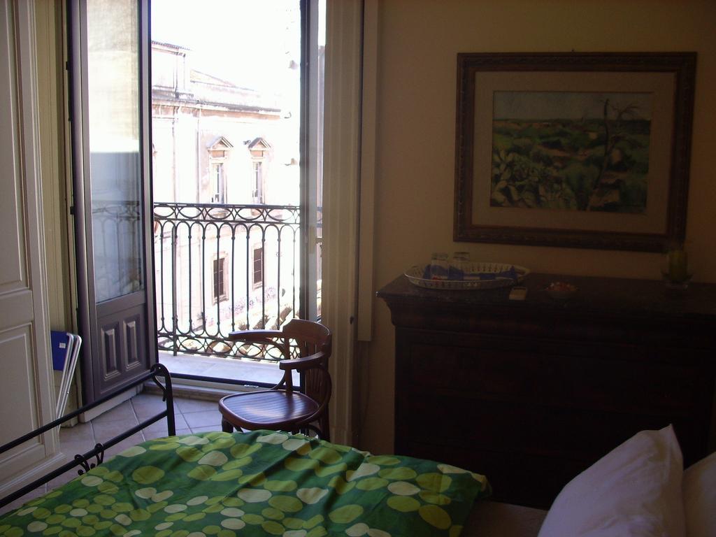 קטאניה B&B Al Teatro Massimo מראה חיצוני תמונה